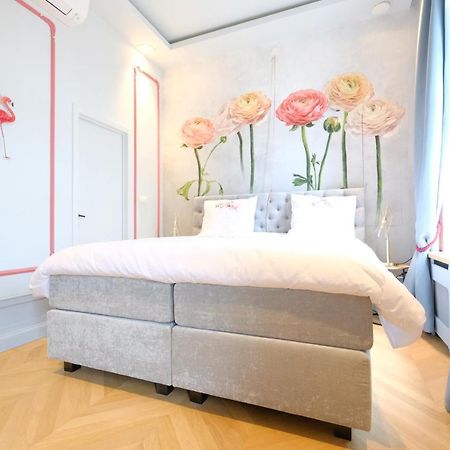 La Maison De La Duchesse De La Valliere - Chambre Rosaline - Parking Prive Gratuit Монс Екстериор снимка