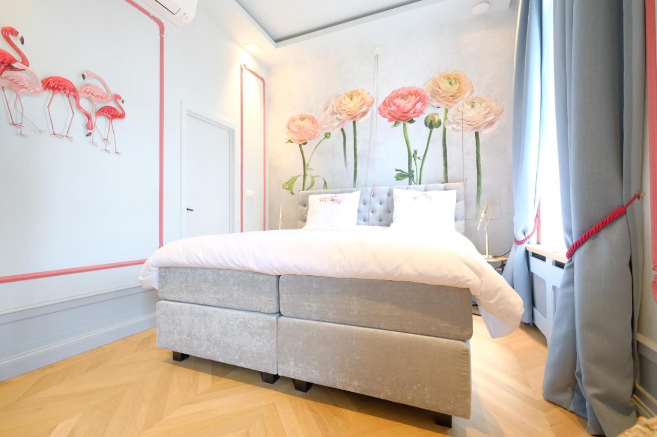 La Maison De La Duchesse De La Valliere - Chambre Rosaline - Parking Prive Gratuit Монс Екстериор снимка